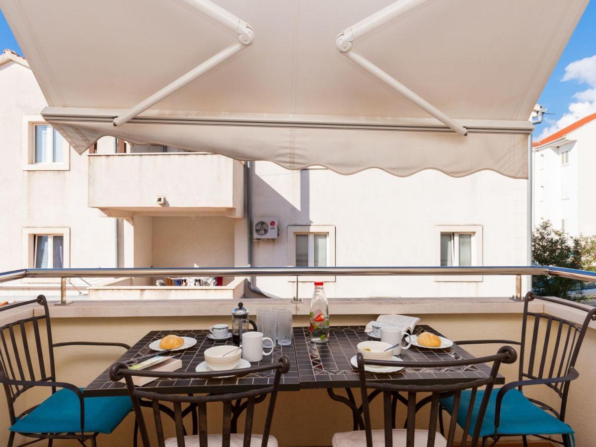 Apartment Ella Sea View Bol Dış mekan fotoğraf